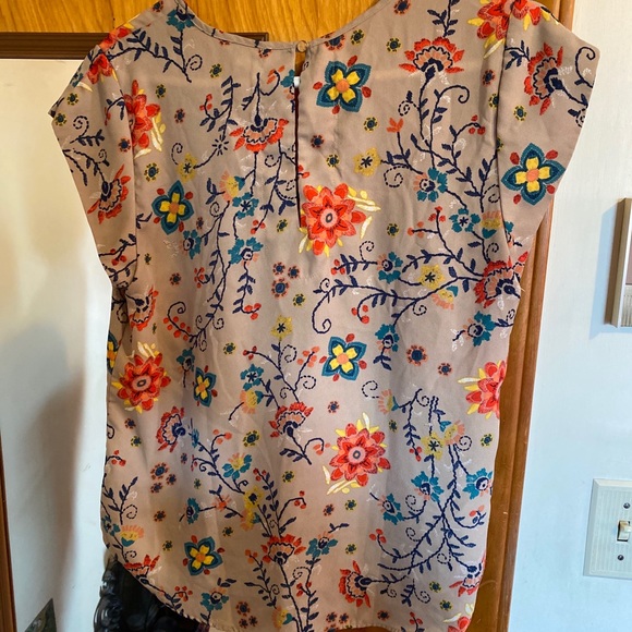 Lily White Babydoll Blouse - Picture 3 of 4